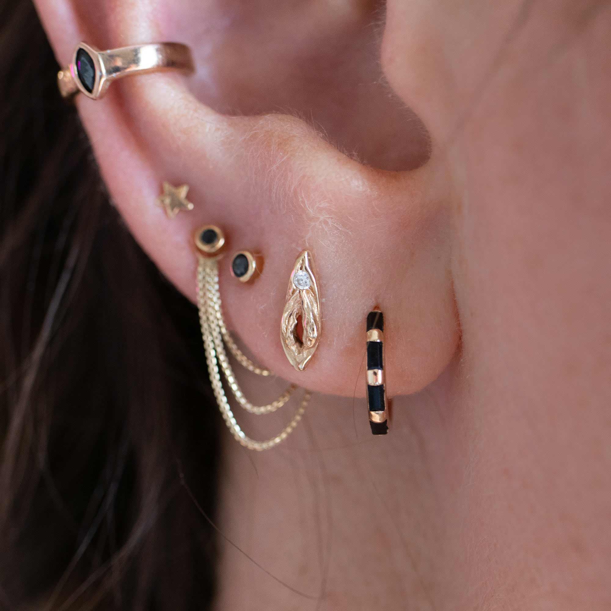 Diamond Vulva Earring - Image 2