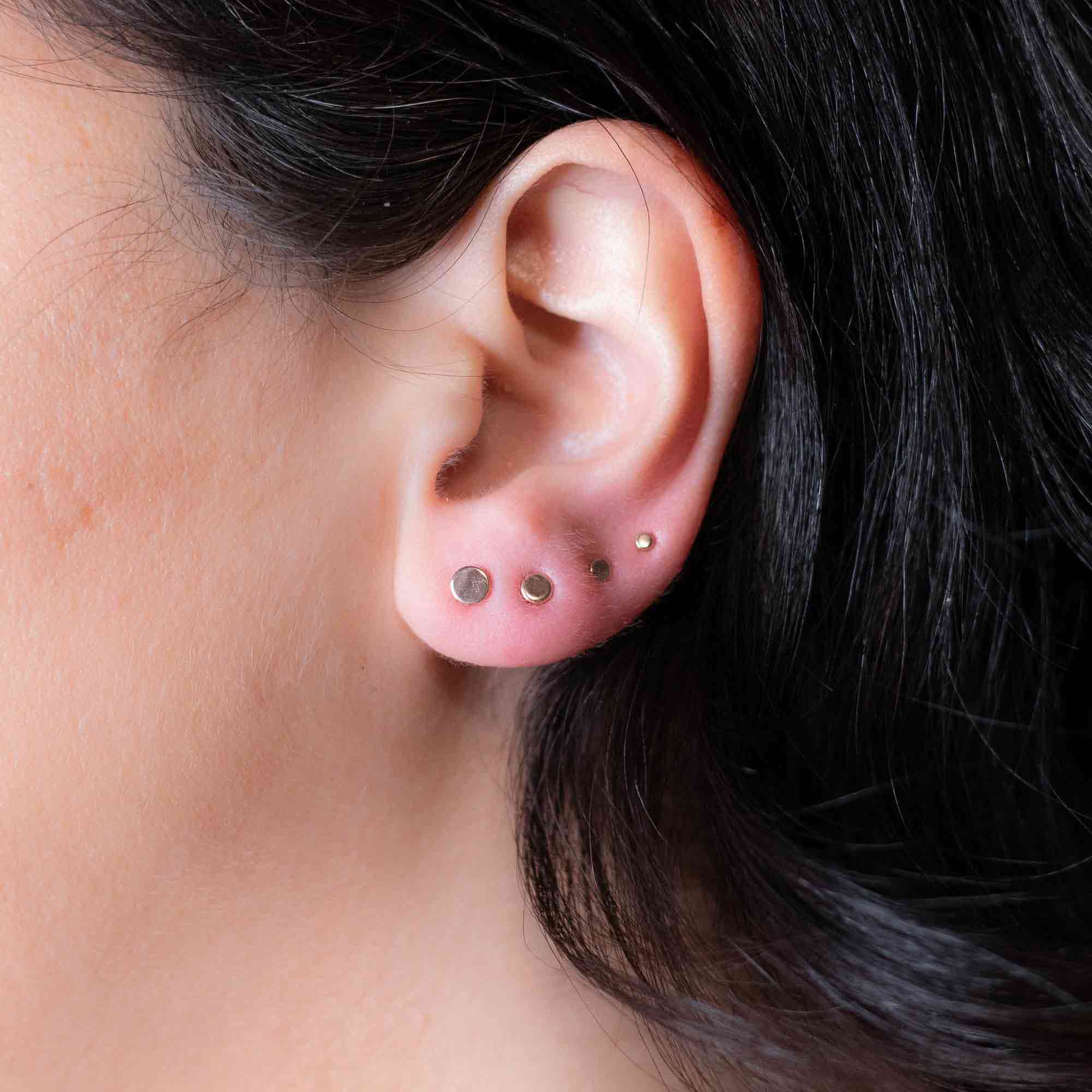 Signature Graduated Disc Stud Set - Image 3